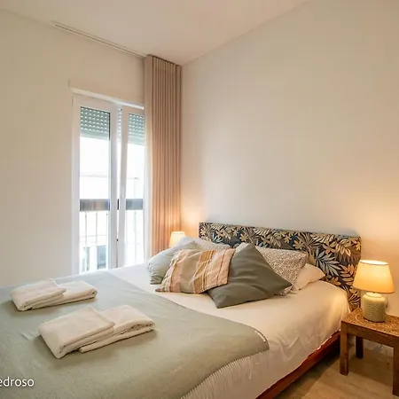 Nesha Flats * Ericeira