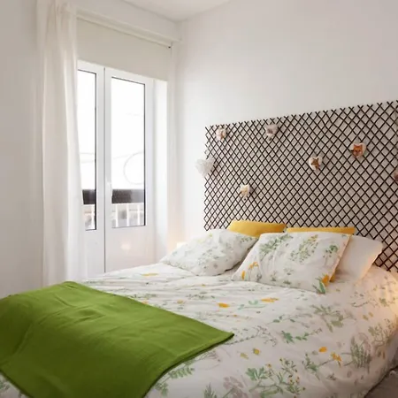 Lejlighed Nesha Flats