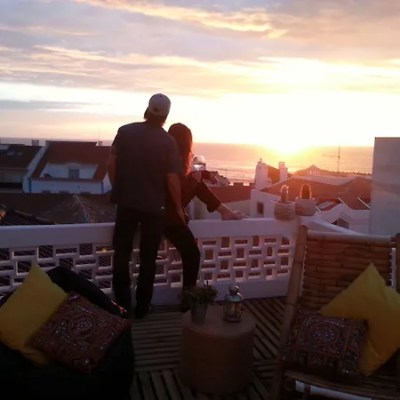 Nesha Flats شقة *