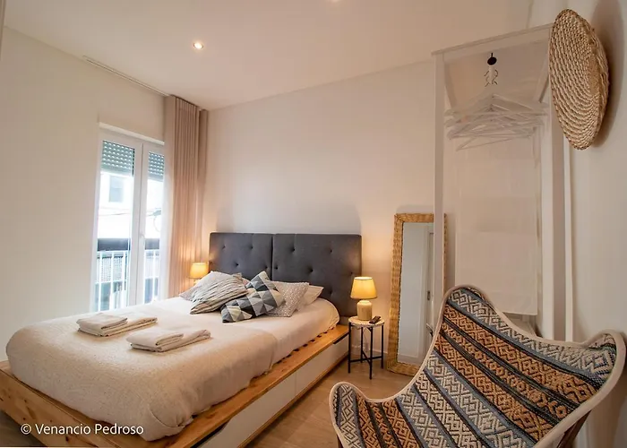 Nesha Flats Ericeira