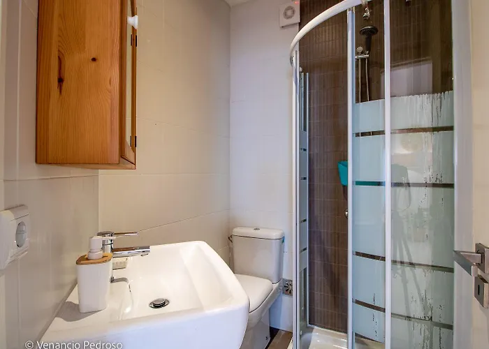 Nesha Flats Lägenhet